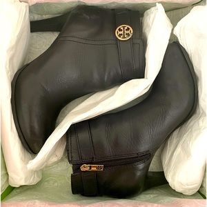 AUTHENTIC TORY BURCH BRISTOL BOOTIE (7.5)